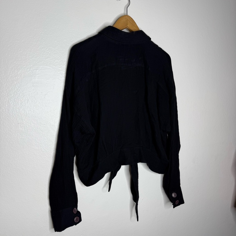 Free People Sunstreaks Black Cotton Gauze Button Front Tie Hem Shirt Top Size M - Picture 3 of 8